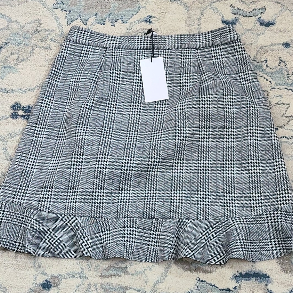 REPUBLIC PLAID SKIRT ruffle bottom - Picture 4 of 4